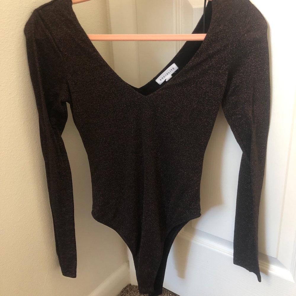 🖤💛Black and Gold Sparkly BodySuit 🖤💛